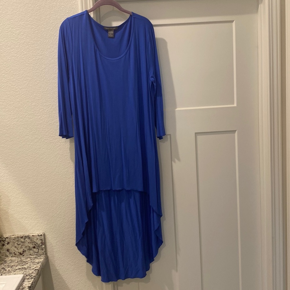 Kate & Mallory blue high low drama top. Scoop neck tunic size XL new no tags.